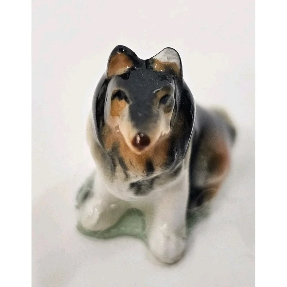 Vtg Mini Collie Figurines, 1990's - Lot‎ Of 2